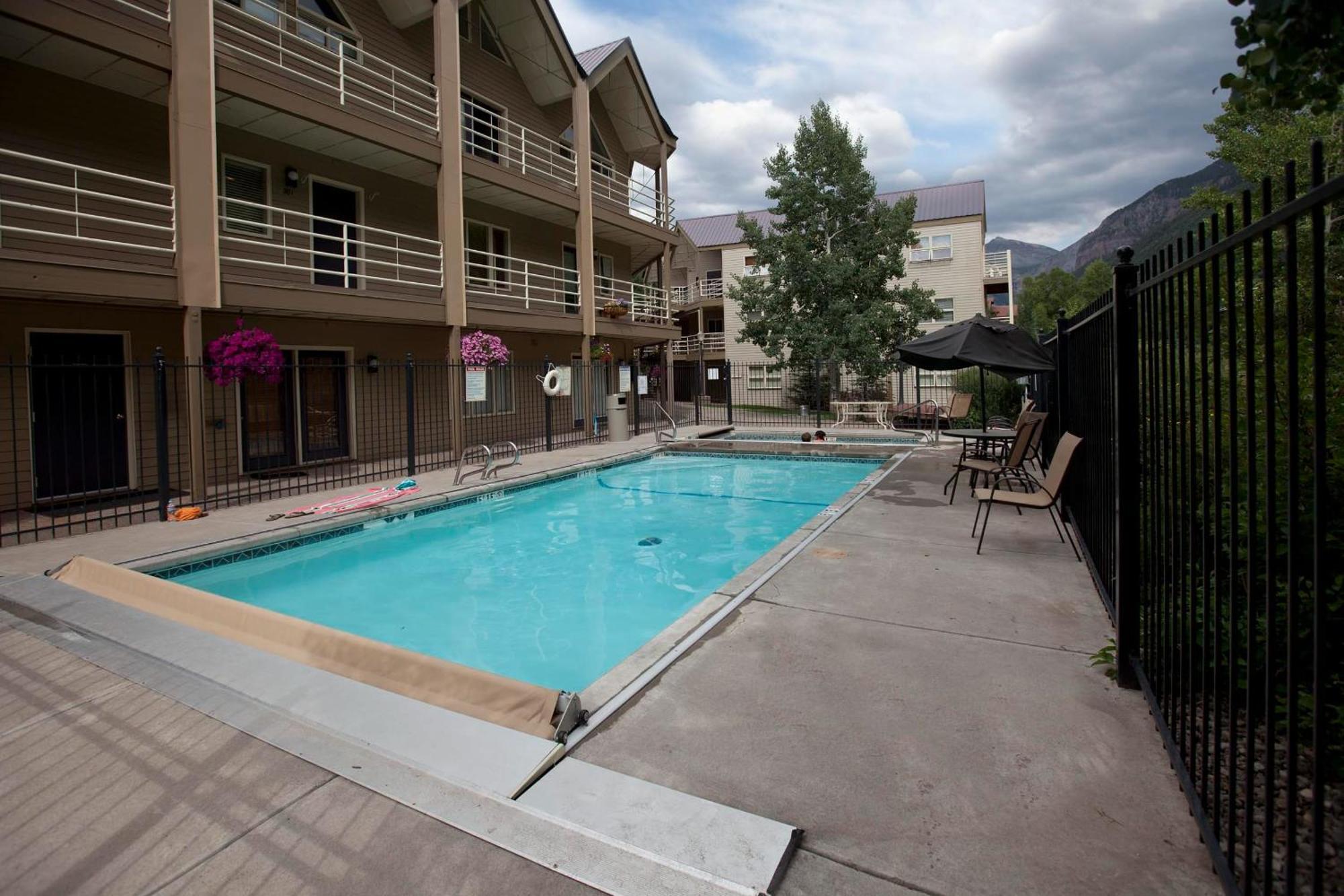 Viking Lodge 103 By Avantstay Stunning Condo W Communal Pool Telluride Bagian luar foto